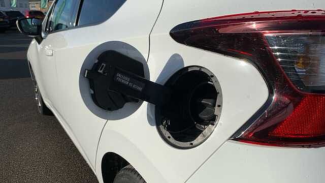 Nissan Micra MICRA 0.9 IG-T Tekna 5dr