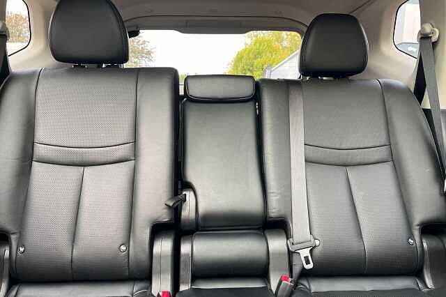 Nissan X-TRAIL 1.3 DiG-T Tekna 5dr DCT