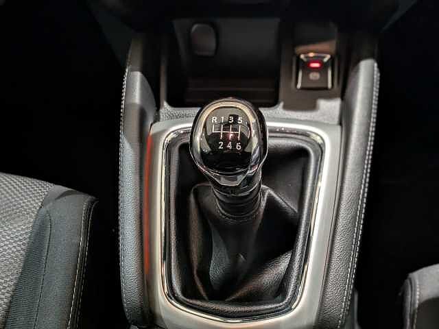 Nissan Qashqai 1.2 DiG-T N-Connecta 5dr