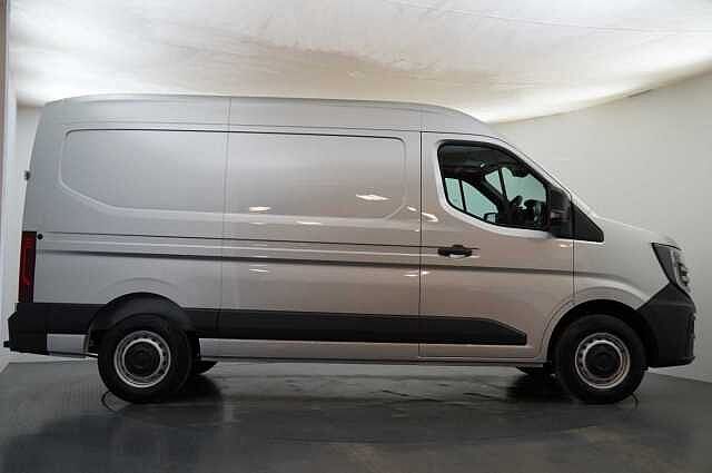 Nissan All New Interstar 2.0 dCi 130 Acenta L2 H2 3.5T Panel Van (S/S)