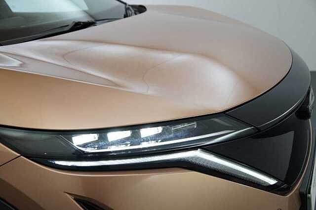 Nissan ARIYA 87KW Evolve Auto with 22KW Onboard Charger and Panoramic Sky Roof