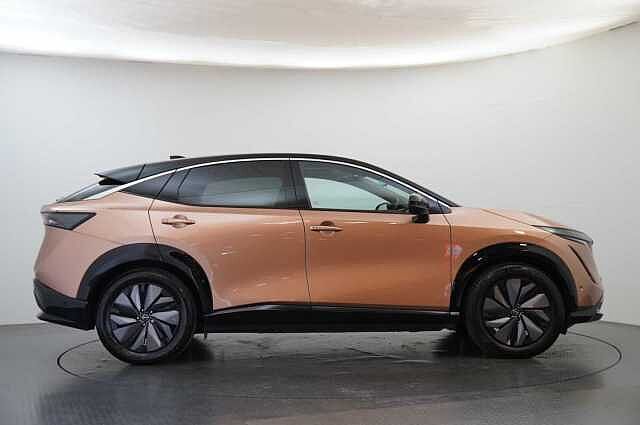 Nissan ARIYA 87KW Evolve Auto with 22KW Onboard Charger and Panoramic Sky Roof