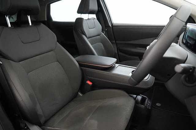 Nissan ARIYA 87KW Evolve Auto with 22KW Onboard Charger and Panoramic Sky Roof