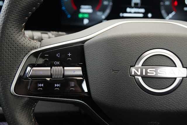 Nissan ARIYA 87KW Evolve Auto with 22KW Onboard Charger and Panoramic Sky Roof