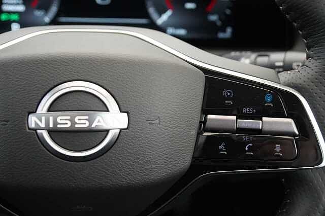 Nissan ARIYA 87KW Evolve Auto with 22KW Onboard Charger and Panoramic Sky Roof