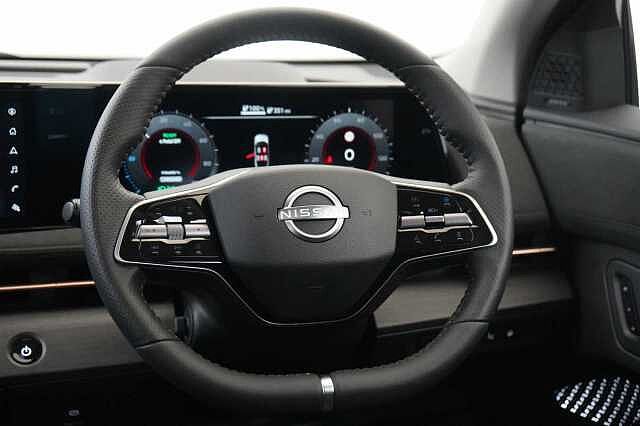 Nissan ARIYA 87KW Evolve Auto with 22KW Onboard Charger and Panoramic Sky Roof