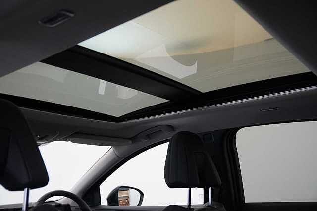 Nissan ARIYA 87KW Evolve Auto with 22KW Onboard Charger and Panoramic Sky Roof