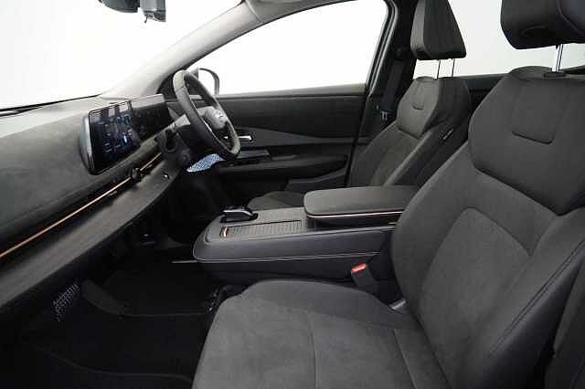 Nissan ARIYA 87KW Evolve Auto with 22KW Onboard Charger and Panoramic Sky Roof
