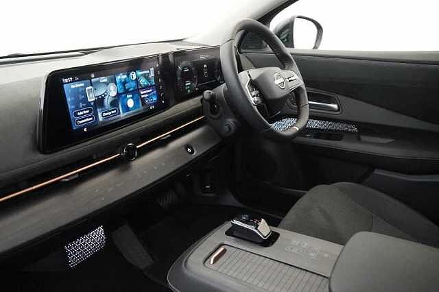 Nissan ARIYA 87KW Evolve Auto with 22KW Onboard Charger and Panoramic Sky Roof