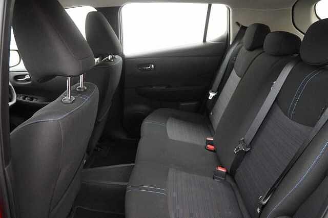 Nissan LEAF 39KW Acenta Auto with Rear View Camera and Apple + Android Integration