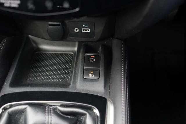 Nissan X-trail Station Wagon 1.7 dCi Tekna 5dr