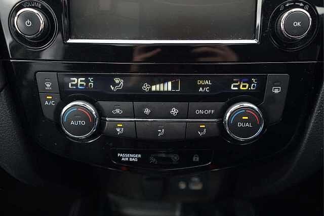 Nissan X-trail Station Wagon 1.7 dCi Tekna 5dr