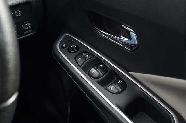 Nissan Micra 1.0 IG-T 100 Tekna 5dr Xtronic