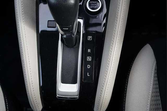 Nissan Micra 1.0 IG-T 100 Tekna 5dr Xtronic