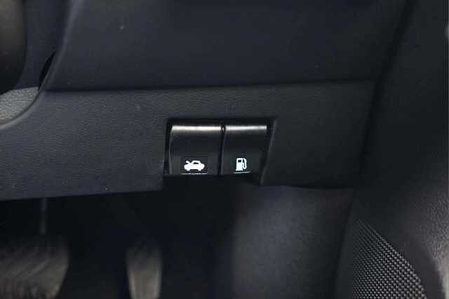 Nissan Micra 1.0 IG-T 100 Tekna 5dr Xtronic