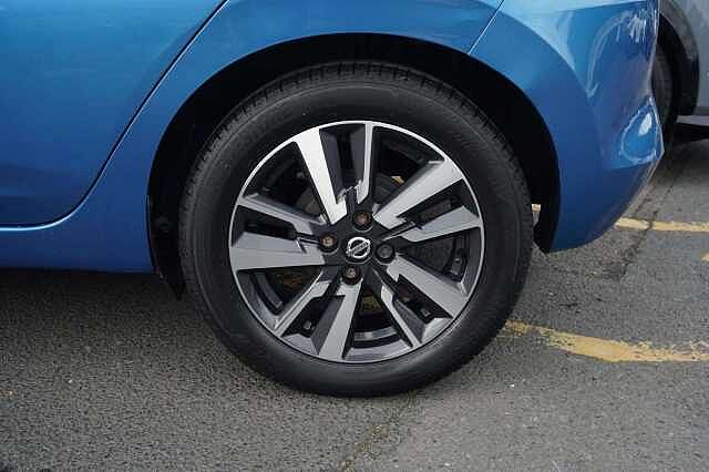 Nissan Micra 1.0 IG-T 100 Tekna 5dr Xtronic