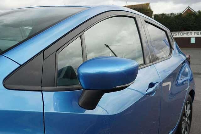 Nissan Micra 1.0 IG-T 100 Tekna 5dr Xtronic