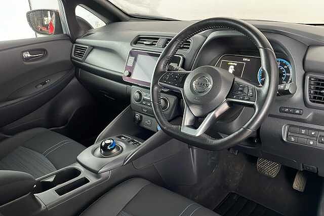 Nissan Leaf 110kW Acenta 40kWh 5dr Auto [6.6kw Charger]