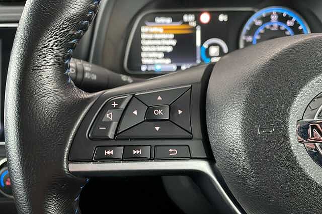 Nissan Leaf 110kW Acenta 40kWh 5dr Auto [6.6kw Charger]
