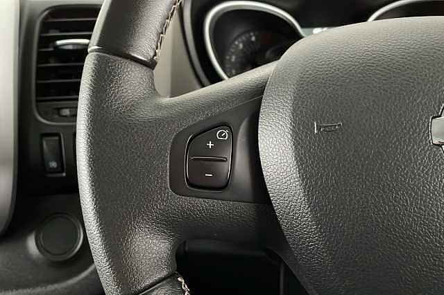 Nissan Nv300 2.7t L1 1.6 dCi 125ps H1 Tekna Combi Van