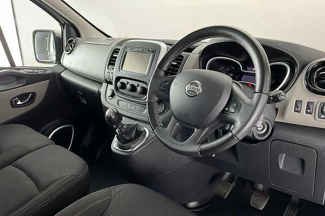 Nissan Nv300 2.7t L1 1.6 dCi 125ps H1 Tekna Combi Van
