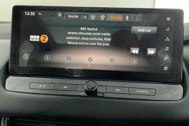 Nissan Qashqai 1.3 DiG-T MH N-Connecta 5dr