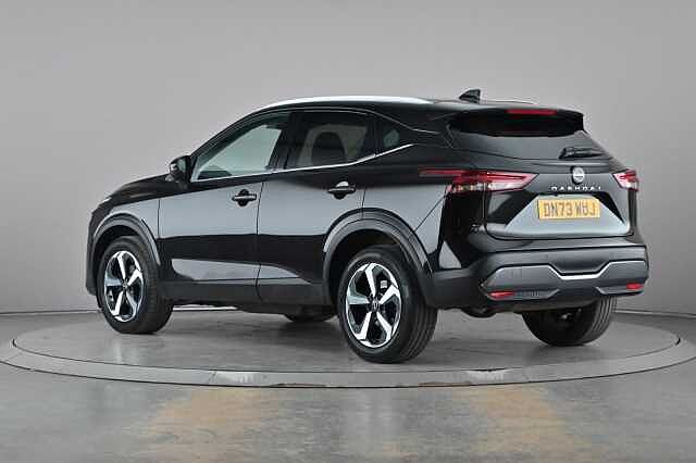 Nissan Qashqai 1.3 DiG-T MH N-Connecta 5dr