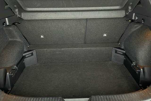 Nissan Qashqai 1.3 DiG-T MH N-Connecta 5dr