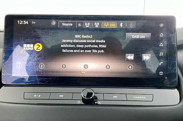 Nissan Qashqai 1.3 DiG-T MH N-Connecta 5dr