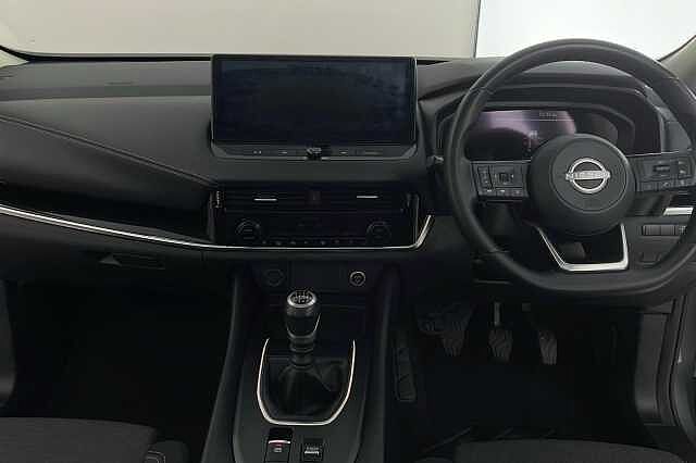 Nissan Qashqai 1.3 DiG-T MH N-Connecta 5dr