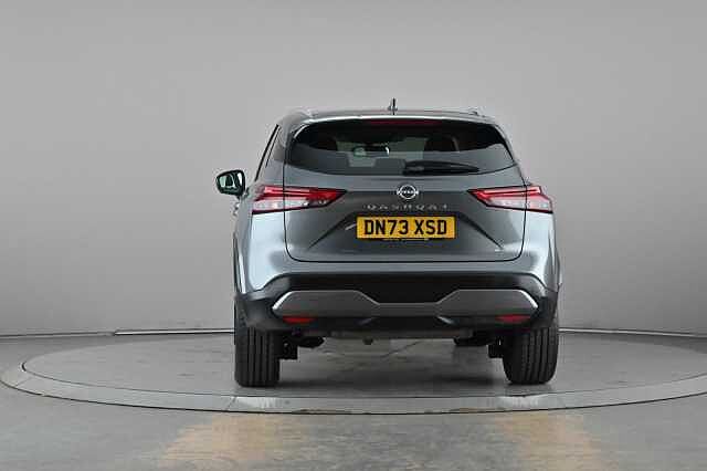 Nissan Qashqai 1.3 DiG-T MH N-Connecta 5dr