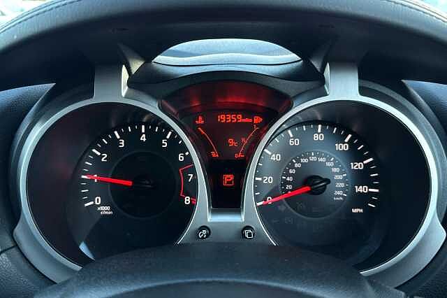 Nissan Juke 1.6 N-Connecta 5dr Xtronic