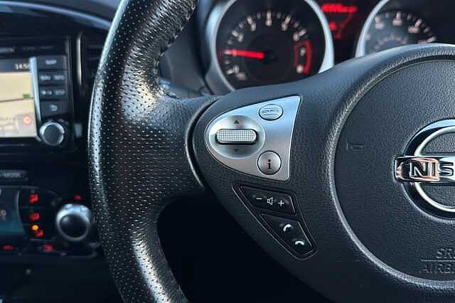 Nissan Juke 1.6 N-Connecta 5dr Xtronic