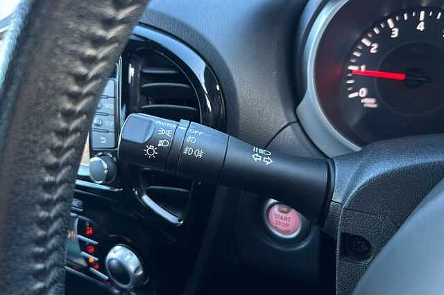 Nissan Juke 1.6 N-Connecta 5dr Xtronic