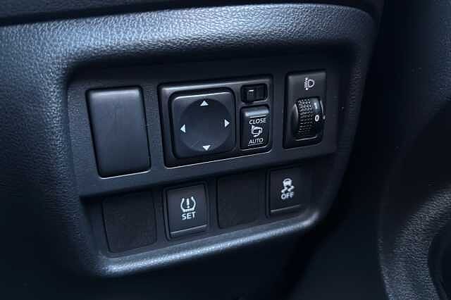 Nissan Juke 1.6 N-Connecta 5dr Xtronic