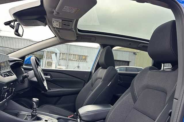 Nissan Qashqai 1.3 DiG-T MH N-Connecta 5dr