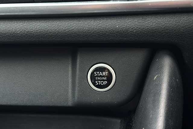 Nissan Qashqai 1.3 DiG-T MH N-Connecta 5dr