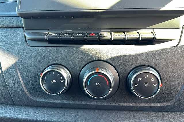 Nissan Interstar R35 L4 2.3 dci 165ps H2 Tekna Van [TRW]