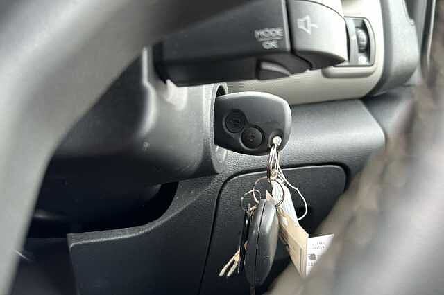 Nissan Nv300 2.7t L1 1.6 dCi 125ps H1 Tekna Combi Van