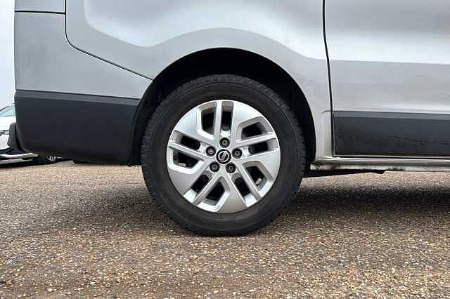 Nissan Nv300 2.7t L1 1.6 dCi 125ps H1 Tekna Combi Van